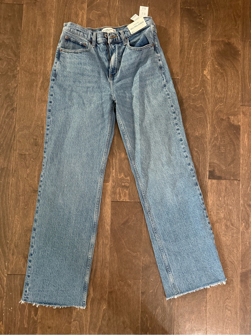 Abercrombie & Fitch - high rise 90s Relaxed - Size 28 Regular - Picture 3 of 3